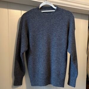 Women’s Dark Gray Sweater Medium